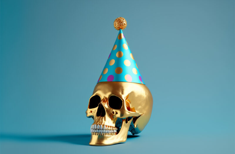 gratisography gold skull party free stock photo 800x525