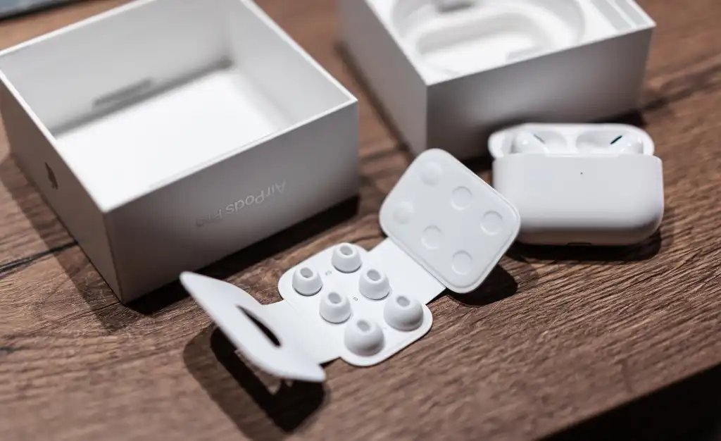 airpods pro ear tips sizes unboxing free photo