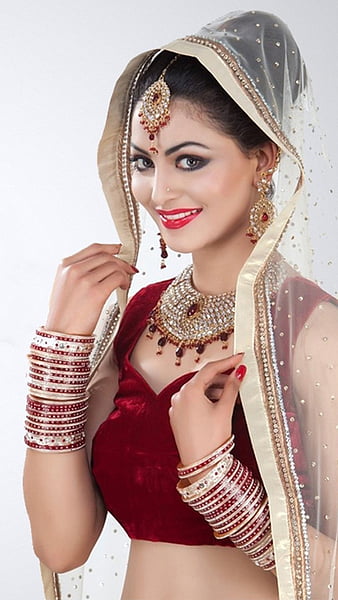 HD wallpaper urvashi rautela bride woman girl indian model diva celebrity bollywood indian actress beautiful actress hot urvashi rautela thumbnail