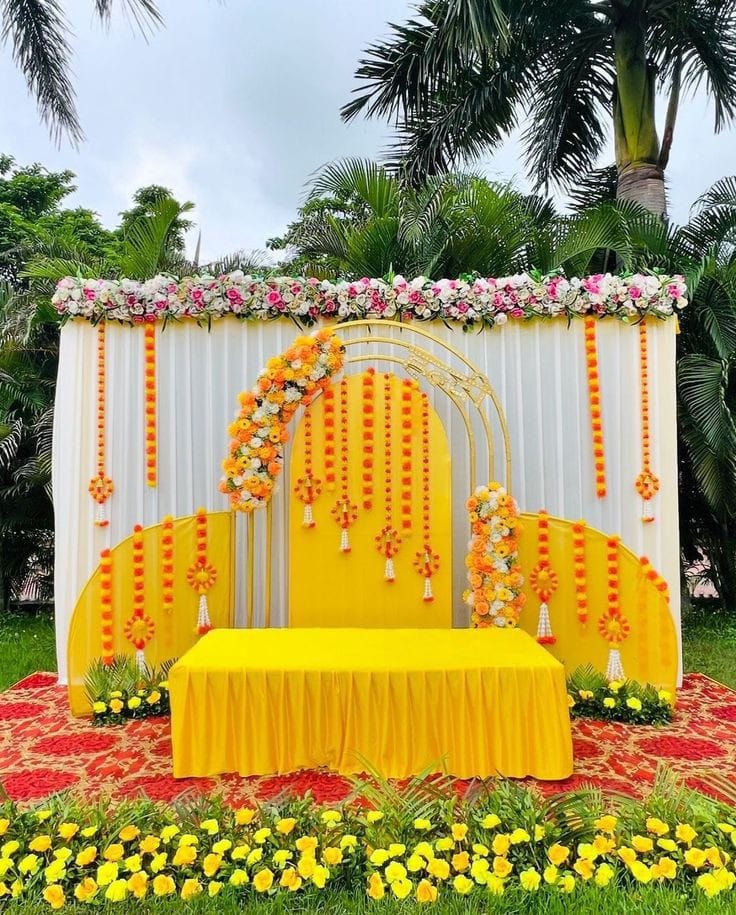 Decorated Stage floral (4)