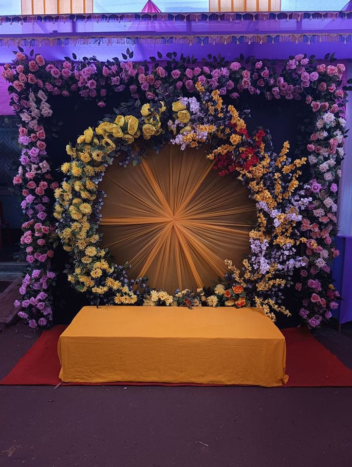 Decorated Stage floral (14)