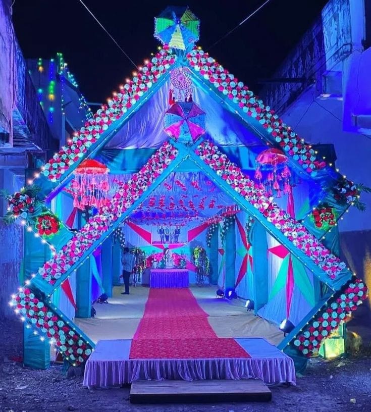Decorated Stage floral (26)