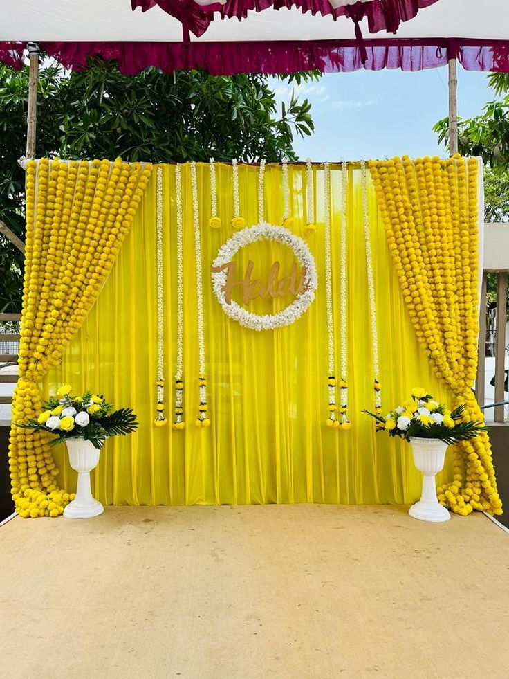 Decorated Stage floral (43)