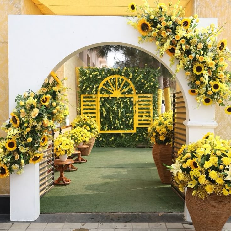 Decorated Stage floral (64)