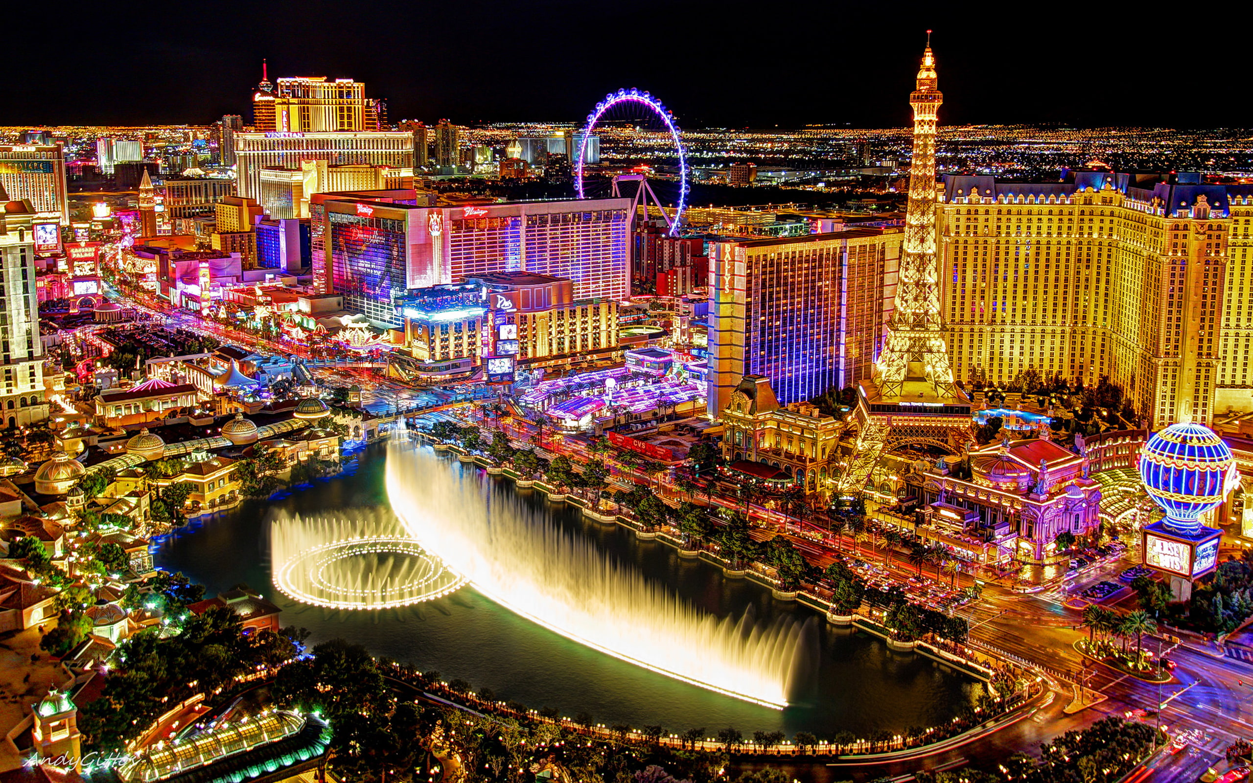 las vegas strip at night seen from the balcony of the cosmopolitan hotel desktop wallpaper for pc tablet and mobile download 2560×1600 wallpaper