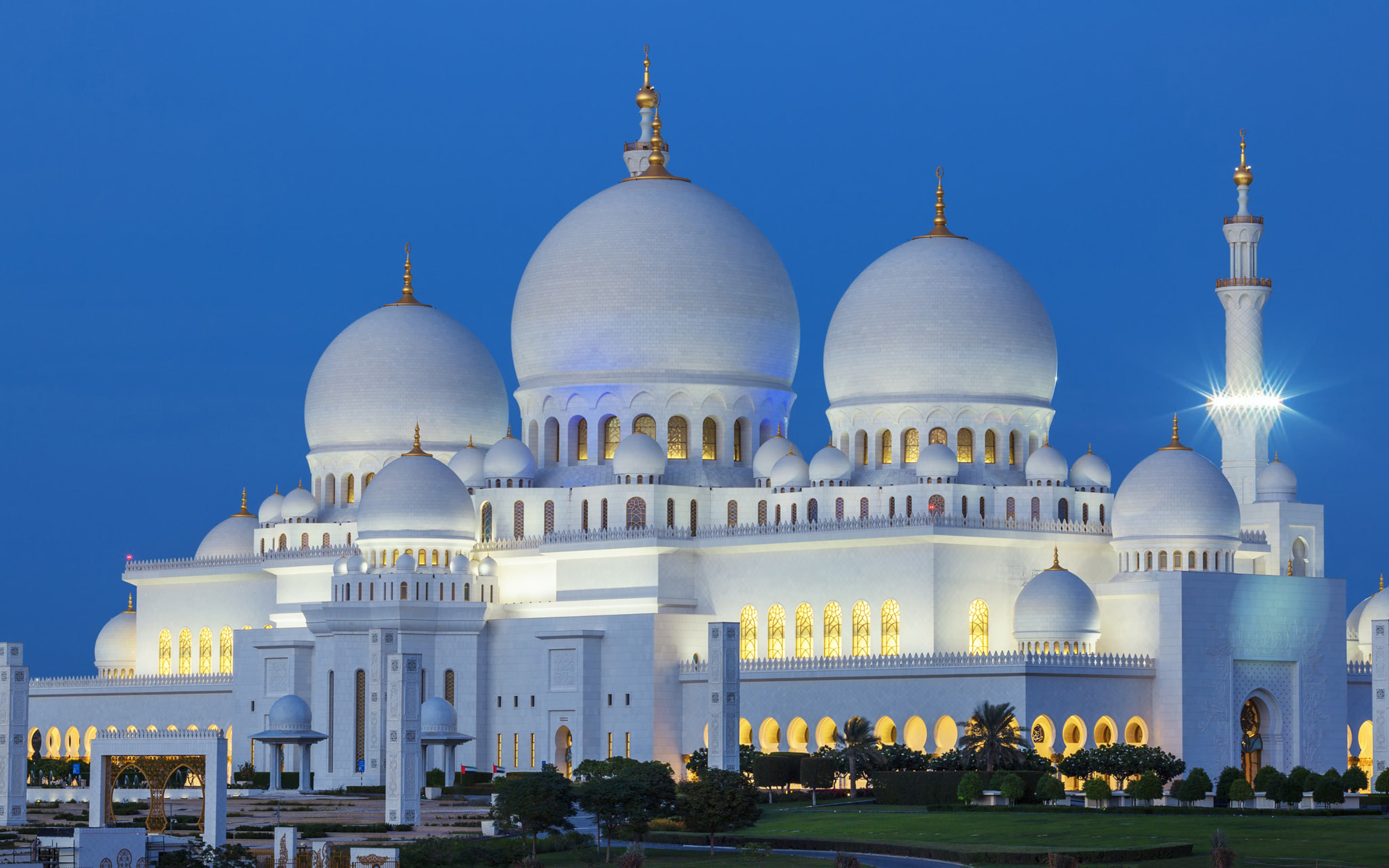 abu dhabi sheikh zayed mosque at night united arab emirates 4k ultra hd tv wallpaper for laptop tablet mobile phones and desktop 3840×2400