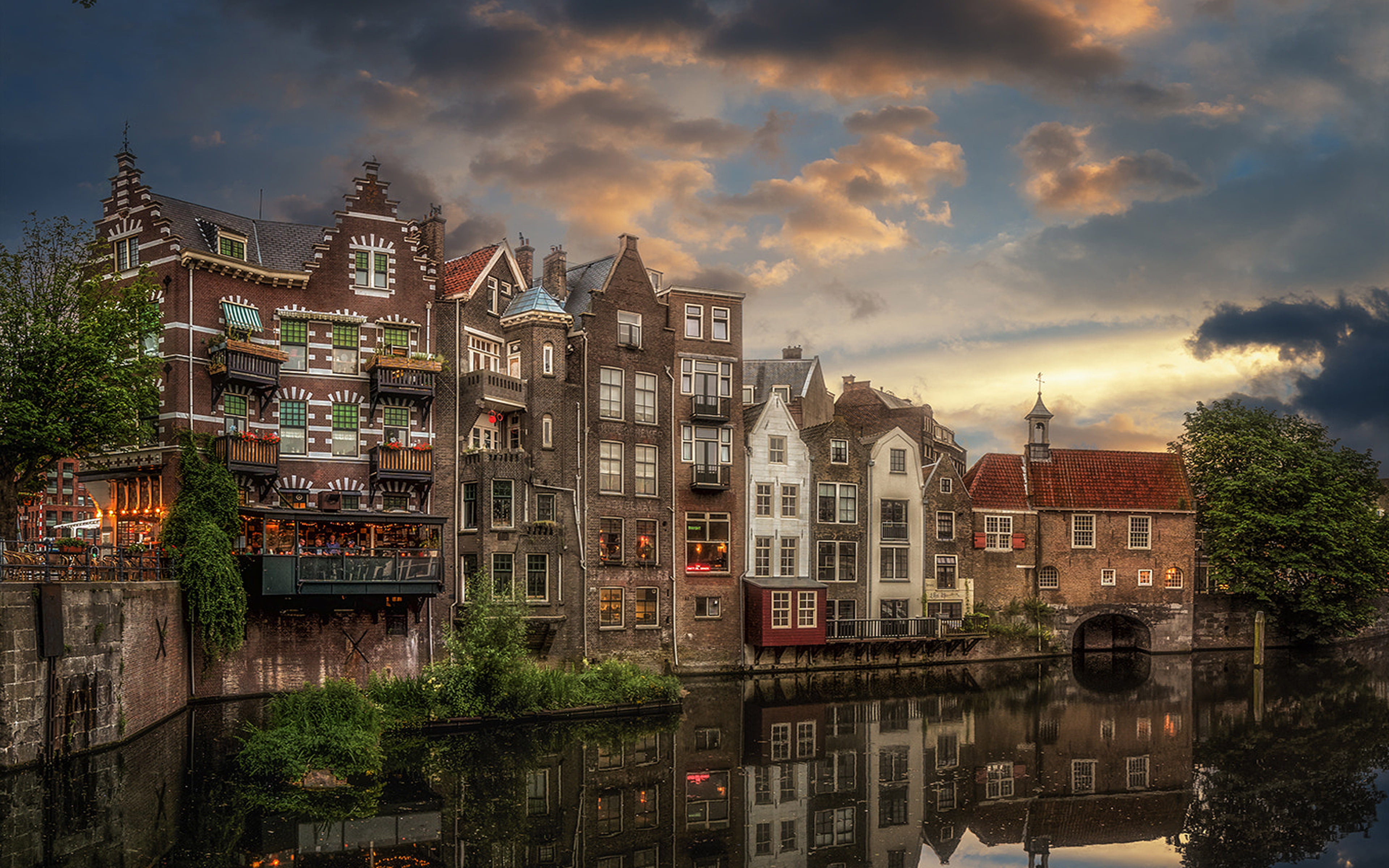 Attractive 4K Desktop Wallpaper (29)