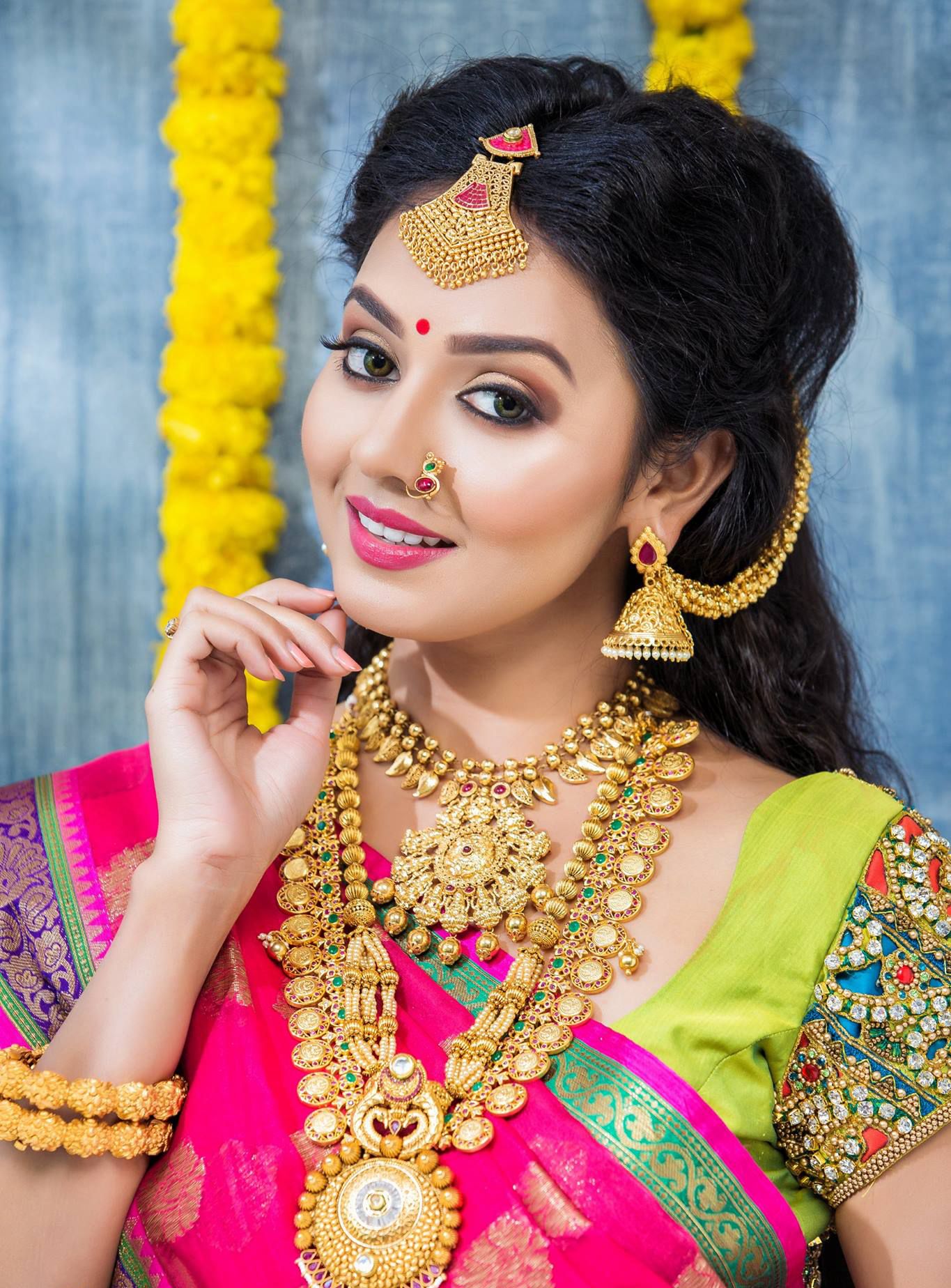 Actress Model Girl Image (3)