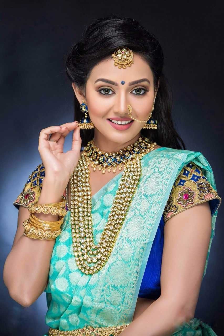 Actress Model Girl Image (4)