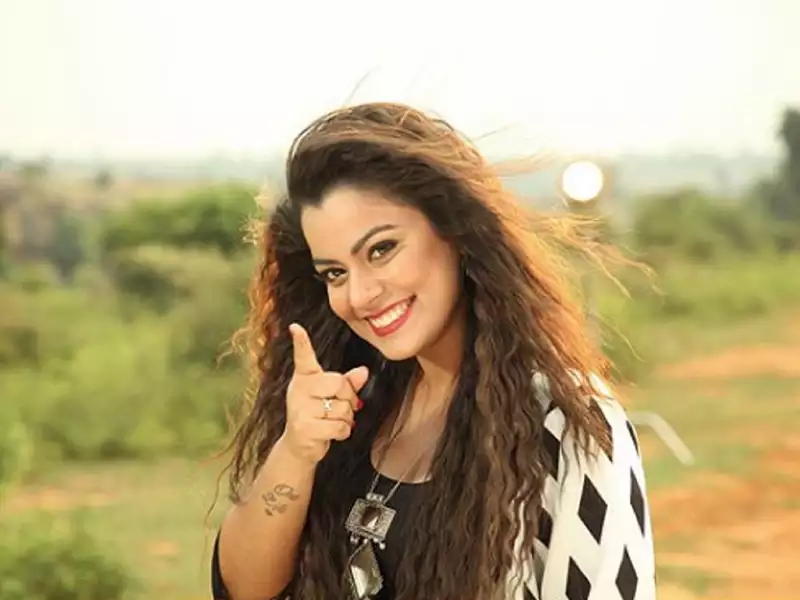 Actress Model Girl Image (20)