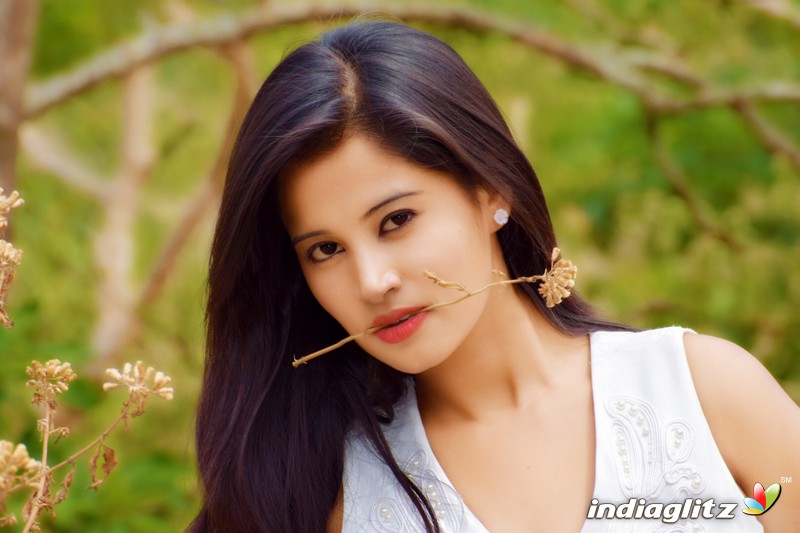 Actress Model Girl Image (43)