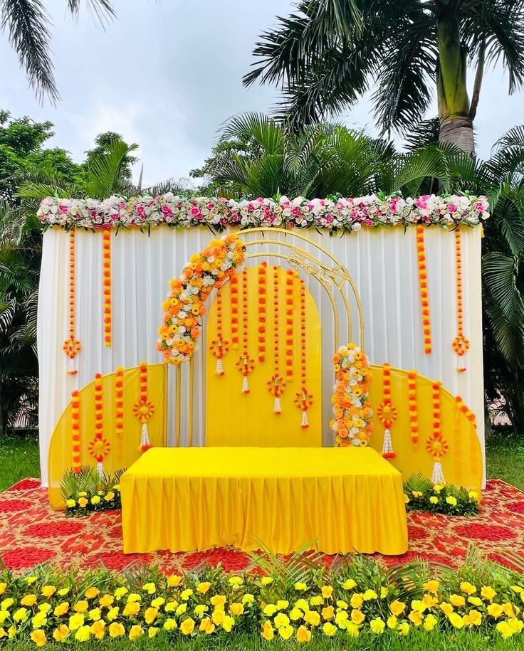 Decorated Stage floral (66)